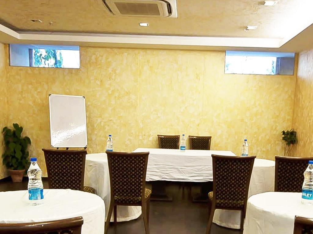 神圣天堂塔维沙酒店 新德里 外观 照片